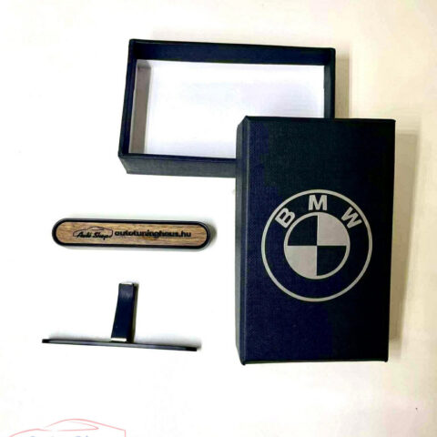 Egyedi gravírozott fa autóillatosító Air Car starter kit