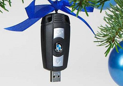 BMW logós gyújtáskulcs formájú pendrive 64 GB USB 2.0
