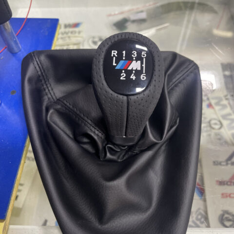 BMW M bőr váltógomb E90/E91/E92/E93