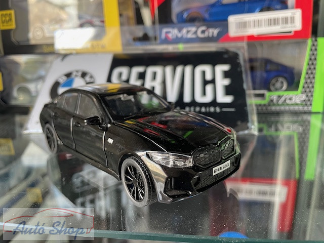 Bburago BMW 320i M 1:32 fekete modellautó